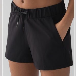 Lululemon On The Fly Short